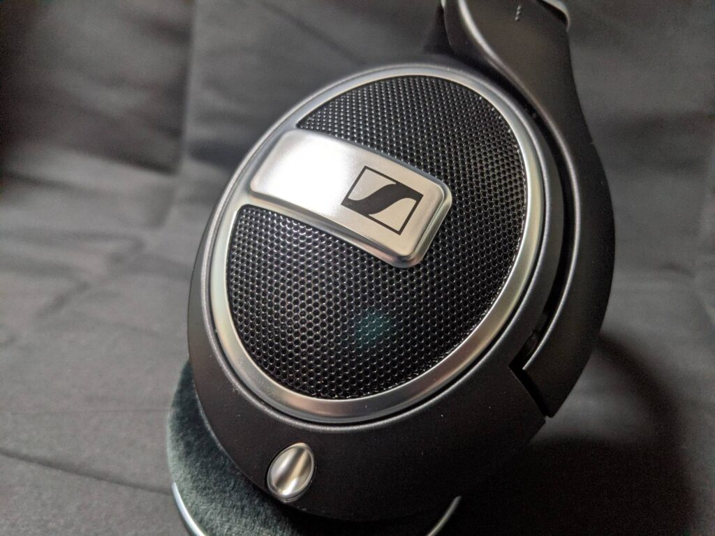 低価日本製 SENNHEISER - ゼンハイザー オープン型ヘッドホン HD 599