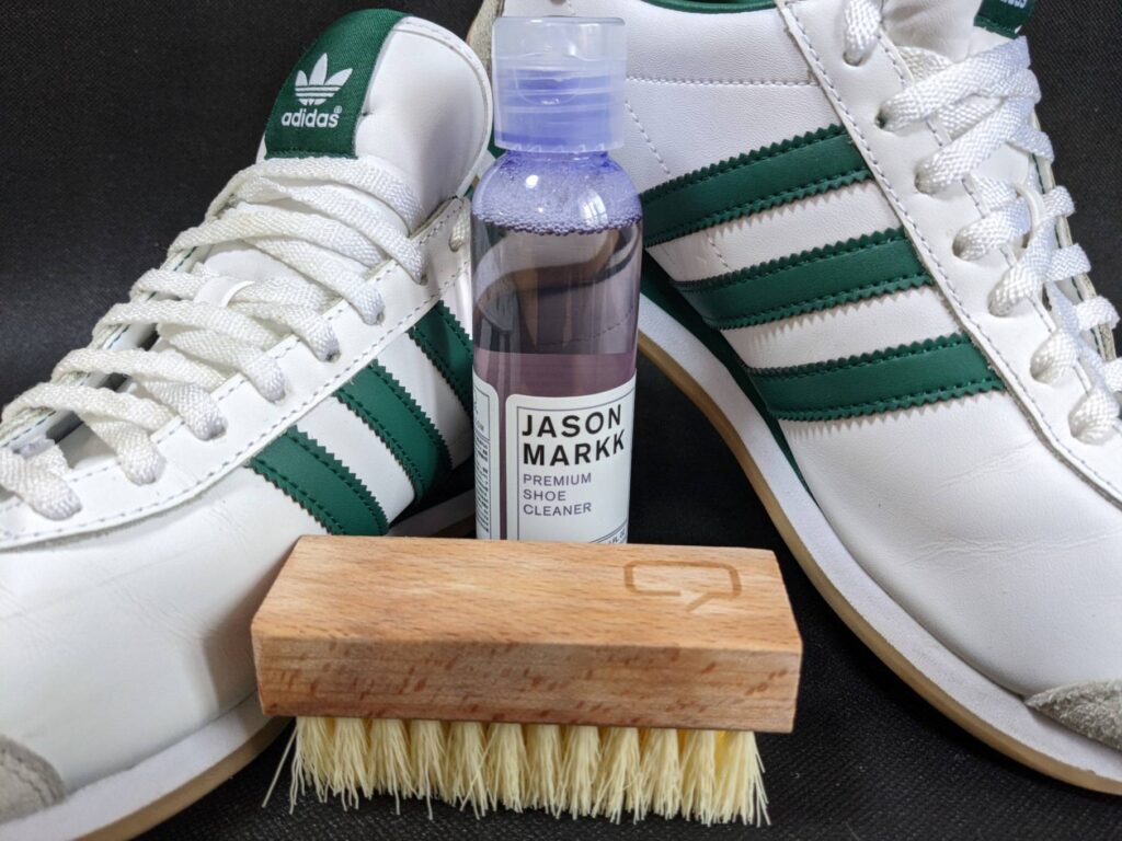 ジェイソンマーク プレミアム シュークリーナーで靴の汚れを一掃せよ